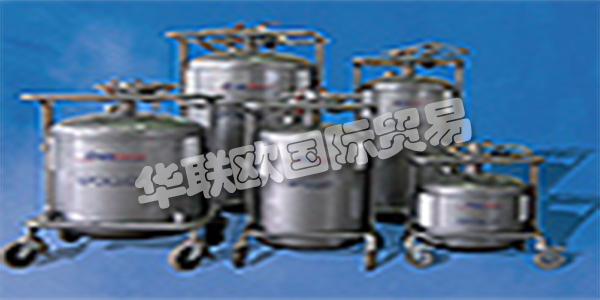 CRYOTHERM它分配溫度保持可用時間長，都提供了容器和傳送控制系統(tǒng)，通過他們的研究，一個特殊的，復雜的絕緣專門開發(fā)：內(nèi)外容器之間的高品質(zhì)的多層真空超級絕緣，高活性的吸附劑和一種基于計算機的，優(yōu)化的熱設計減少熱的發(fā)生率因此液態(tài)氣體的蒸發(fā)量降至最低。他們?yōu)槊宽椚蝿諡槟圃旌线m的容器。無論是小型還是大型，無論是固定的還是移動的，用于短期或長期存儲，用于實驗室或z。B.海外運輸。