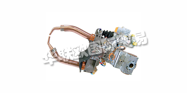 ARO總部位于法國(guó)勒芒附近的Chateau-du-Loir，在歐洲，美洲和遠(yuǎn)東設(shè)有地區(qū)辦事處，并擁有獨(dú)立的銷(xiāo)售和服務(wù)合作伙伴。ARO是多學(xué)科英國(guó)工程集團(tuán)Langley Holdings plc的一個(gè)部門(mén)。?