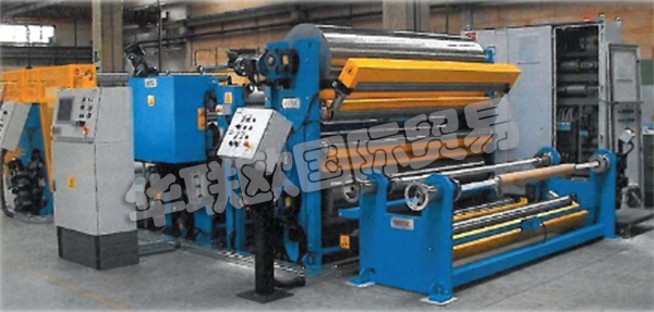 意大利COMERIO公司主要供應(yīng)：非織造布加工機器、熱粘合壓延機、實驗室機器、特殊的高壓延機、超聲波壓延機、壓紋壓延機、熱軋系統(tǒng)、外圍鉆機缸、完整的熱粘合設(shè)備、橡膠加工機器、內(nèi)部混合機、混合機、圓筒研磨機、特殊壓光機，切割單元、自動絡(luò)筒機、完整壓光系統(tǒng))、飼料擠出機、壓光機、特殊壓光機、自動繞線機、壓花系統(tǒng)、用于壓延的成套設(shè)備。