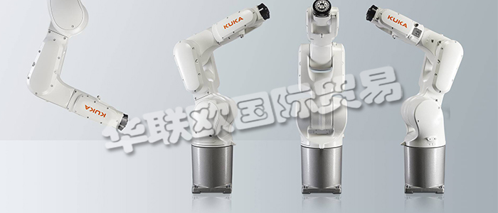 KUKA公司的KR QUANTEC裝配機器人屬于高負(fù)載級別，具有市場上該級別中極其豐富的負(fù)載能力和作用范圍組合。這個KUKA 多面手設(shè)計用于幾乎所有細分市場，從汽車工業(yè)到鑄造行業(yè)，再到醫(yī)學(xué)行業(yè)。KR QUANTEC 系列是基于 KUKA 在充滿活力的自動化世界中的經(jīng)驗開發(fā)的。KR QUANTEC 系列將是庫卡第一款具有數(shù)字附件式運動模式的工業(yè)機器人。數(shù)字化的運動模式，可針對特定使用情況優(yōu)化機器人的工作流程。KR QUANTEC 系列即使在復(fù)雜的情況下也能簡化工程設(shè)計，這歸功于更修長的手腕和更小的占地面積持續(xù)減小了干擾輪廓。此外，創(chuàng)新拖鏈系統(tǒng)的干擾輪廓得到了優(yōu)化，確保了簡化的模擬和更經(jīng)濟的工作單元規(guī)劃。停止時短的機器人慣性行程還允許緊湊的工作單元和系統(tǒng)結(jié)構(gòu)，并使系統(tǒng)規(guī)劃和實施具有靈活性。